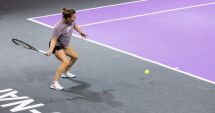 Stire din Sport : Tenis / Simona Halep a învins-o pe Gabriela Ruse şi e în optimi la Transylvania Open