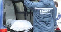 Stire din Eveniment : COPIL MORT SUBIT, LA JOACĂ / Medicii spun că era sănătos tun!