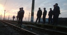Stire din Eveniment : RAZII PE TRENURI / Cerșetori, vânzători ambulanți și minori fugiți de acasă, săltați de polițiști