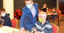 Stire din Sport : Şah / Openul Internațional al României, un turneu în care tinerii șahiști strălucesc