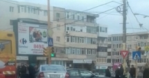 Stire din Eveniment : ACCIDENT RUTIER LA CONSTANȚA. TREI AUTOTURISME SUNT IMPLICATE