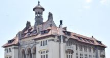 Stire din Eveniment : Acoperișul Muzeului de Istorie Constanța STĂ SĂ CADĂ! Intervin pompierii