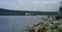 Stire din Eveniment : MARINAR ROMÂN, CĂUTAT ÎN CANALUL DUNĂRE-MAREA NEAGRĂ! ACESTA A CĂZUT DE LA BORDUL UNEI BARJE