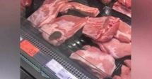 Stire din Social : ȘOARECE ÎN GALANTARUL DE CARNE, LA SUPERMARKET. SANCȚIUNI DRASTICE ȘI CONTROALE PESTE CONTROALE