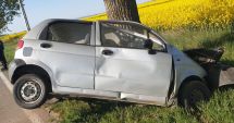 Stire din Eveniment : GALERIE FOTO / ACCIDENT MORTAL! Sfârșit tragic după ce a ajuns cu mașina în copac!