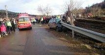 Stire din Actualitate : TRAGEDIE RUTIERĂ! Un tânăr a murit, după ce mașina în care se afla a intrat într-un parapet
