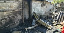 Stire din Eveniment : Update! Arde magazia unei case, la Mangalia. O persoană se află înăuntru!
