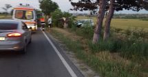 Stire din Eveniment : GALERIE FOTO / Accident rutier la Constanța. Sunt două victime