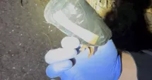 Stire din Eveniment : Droguri ascunse de dealeri în municipiul Constanța! Un tânăr a fost arestat