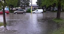 Stire din Social : GALERIE FOTO / JUDEȚUL CONSTANȚA ESTE SUB APE. PLOILE AU FĂCUT PRĂPĂD!