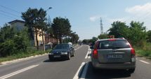 Stire din Social : Aglomerație pe șosele spre sudul litoralului. Cozi de kilometri în Eforii