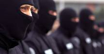 Stire din Eveniment : Zeci de percheziții DIICOT într-un dosar de evaziune fiscală. Afacerile se făceau prin portul Constanța