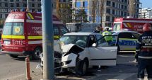 Stire din Eveniment : ACCIDENT GRAV ÎN MAMAIA: O MAȘINĂ A AJUNS ÎN STÂLP!