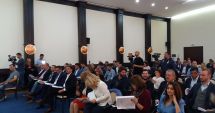 Stire din Politică-Administrație : Vot favorabil! Elevii și profesorii de excepție, premiați de Primăria  Constanța