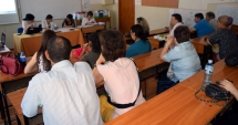 Stire din Cultură-Educație : 44 de milioane de euro pentru schimbarea programei școlare și perfecționarea profesorilor