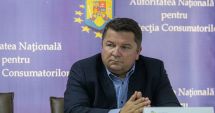 Stire din Economie : Claudiu Daniel Dolot a fost schimbat din funcţia de preşedinte al Autorităţii Naţionale pentru Protecţia Consumatorilor