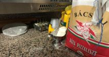 Stire din Social : Galerie foto-video. Două pizzerii din Constanța, închise temporar de Protecția Consumatorilor