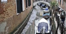 Stire din Social : IMAGINI DEZOLANTE! Canalele din Veneția au secat. Cum arată orașul acum