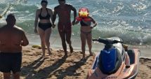 Stire din Eveniment : Salvamarii din Eforie Nord au dat alarma de dimineață! Două surori au fost luate de curenții din mare