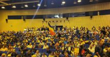 Stire din Politică-Administrație : La Congresul "AUR pentru România", de la Constanța, prezentați candidații la alegerile parlamentare