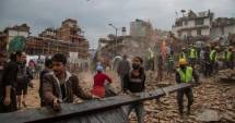 Stire din Actualitate : Cutremur în Nepal / Guvernul instituie stare de urgență în zonele afectate de cutremur. Peste 700 de morți