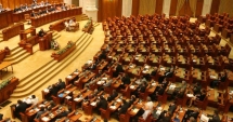 Stire din Economie : Parlamentul discută moțiunea de cenzură și bugetul