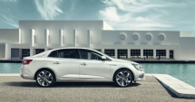 Stire din Tehnologie : GALERIE FOTO / Renault a prezentat noul Megane Sedan
