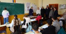 Stire din Cultură-Educație : Școlile cu resurse reduse primesc sprijin, prin noi parteneriate educaționale