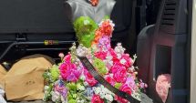 Coroană de flori, deosebită, la înmormântarea lui Răzvan Ciobanu