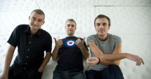 Stire din Eveniment : Membrii formației Șuie Paparude, la spital după un accident rutier
