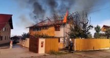 Stire din Eveniment : UPDATE. Incendiu mistuitor în Eforie Nord! ARDE O CASĂ!