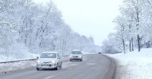 Stire din Eveniment : Mii de pompieri au intervenit în zeci de localităţi pentru înlăturarea efectelor generate de ninsori şi viscol