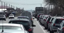 Stire din Eveniment : Trafic intens spre litoral. Coloane de mașini în Agigea și Eforie Nord
