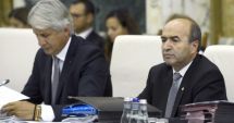 Stire din Politică-Administrație : Moțiunile simple care îi vizează pe Tudorel Toader și pe Eugen Teodorovici au picat
