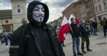 Stire din Tehnologie : Anonymous dă lovitura în Rusia! Peste 35.000 de documente secrete vor fi făcute publice în următoarele 48 de ore