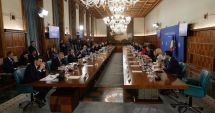 Stire din Cultură-Educație : Premierea elevilor cu note de 10 la bacalaureat şi la evaluarea naţională, pe agenda şedinţei de guvern