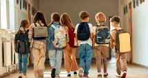 Stire din Cultură-Educație : Calendarul anului școlar 2025-2026: școala începe luni, 8 septembrie