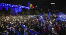 Stire din Actualitate : Zeci de mii de români din toată țara au participat în Piața Victoriei, la mitingul pro Europa