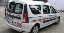Stire din Eveniment : Polițist rănit după ce a fost acroşat de un autoturism, în timp ce îi făcea semn şoferului să oprească