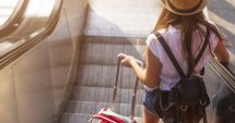 Stire din Social : Minorii care au împlinit 16 ani pot călători în străinătate neînsoţiţi