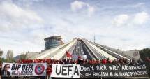 Stire din Sport Internațional : Protest fără precedent la UEFA! O mie de albanezi au denunțat "rasismul și albanofobia" forului