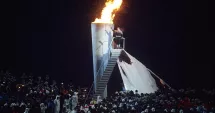 Stire din Sport : Astă-seară se stinge flacăra olimpică. Sportivii devin vedetele unui show grandios la Verona