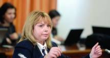 Stire din Politică-Administrație : Anca Dragu: "Salariul minim pe economie nu crește de la 1 ianuarie 2016"