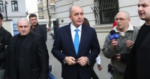 Stire din Eveniment : Puiu Popoviciu, reținut la Londra