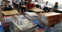 Stire din Cultură-Educație : Guvernul vrea să aprobe LEGEA MANUALULUI ȘCOLAR