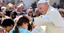 Stire din Social : UPDATE. Papa Francisc, vizită istorică în România. Suveranul s-a îmbarcat în avionul care îl va aduce în țara noastră