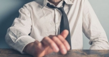 Stire din Eveniment : Profesor de Religie acuzat că s-a masturbat în fața elevilor! Preotul și-a dat demisia