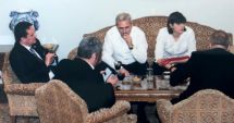 Stire din Eveniment : Dragnea, despre poza cu el alături de "statul paralel": cine stătea în capul mesei