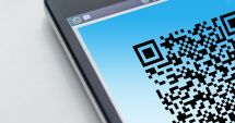 Stire din Cultură-Educație : Diploma de absolvire a liceului va conţine, de anul acesta, un cod QR