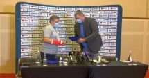 Stire din Sport : Handbal / Selecţionerul Xavier Pascual: „Toată lumea trebuie să fie alături de echipa națională”